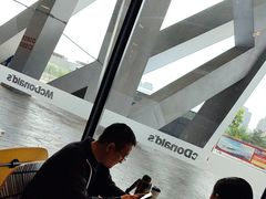 -麦当劳(国家体育场南路店)