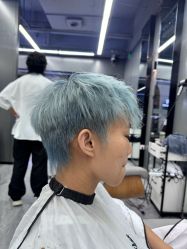 -藤野造型烫发染发
