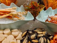 -广州万富希尔顿酒店·感趣自助餐厅·金秋蟹宴生蚝海鲜刺身烧烤