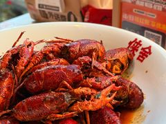 油焖小龙虾-侠舍·江湖烤全羊·大排档(沌口总店)