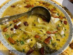 -鱼亨小鲜酸菜鱼(大信店)