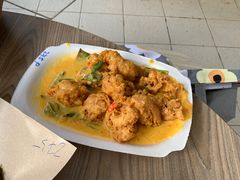 -东海岸人工湖美食村