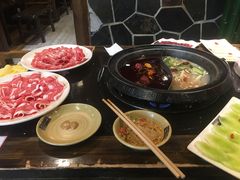 -唇辣号重庆老火锅(亦庄店)