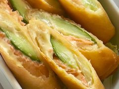 青芥三文鱼春卷-悦湖公馆