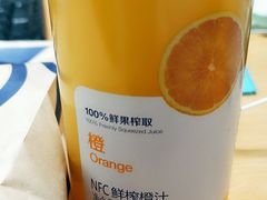 -瑞幸咖啡(外滩SOHO店)