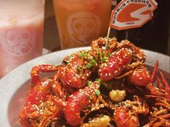 -巴厘龙虾·榜首油焖大虾(音乐学院·沿江酒馆店)