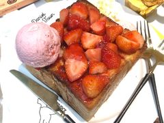 草莓吐司-丹礼糖甜品