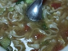 -明月食府(二区干二路店)