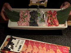 -三出山火锅(南京万象天地店)
