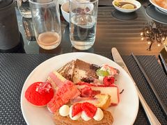 -圣丰索菲特·2 On 988 Café 自助餐厅