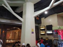 -SFC上影影城(临平店)