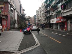 -杭州西湖银泰百货