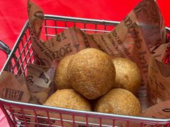 -BHC炸鸡(明洞总店)