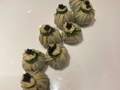 鱼子酱石榴包-甄御•海鲜新青岛菜(麦岛店)