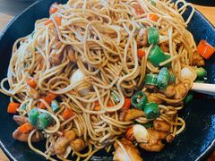 爆辣小公鸡炒面-望京一号·重庆江湖菜(工体店)