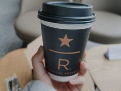 -星巴克臻选(上海合生汇1F店)