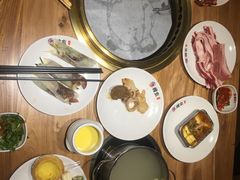 -韩京炭火烤肉自助料理(柯桥万达店)