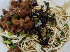 招牌辣肉干拌面-辣肉面大王(天平路店)