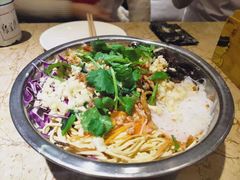 -喝丢一只鞋辣炒海鲜小烧烤(三八广场店)