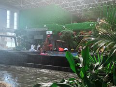 -兴芮温泉度假区