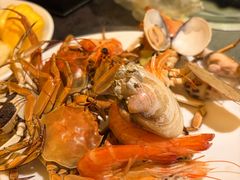 -钱小奴海鲜自助黑金店(杭州滨江龙湖店)