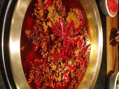 -潮火锅·麻辣牛肉火锅(观音桥方圆·LIVE店)