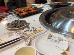 -哈尔滨烧烤·山河村铁锅炖(交大店)