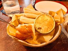 斯普汇经典餐前面包-斯普汇生蚝牛排馆(中骏世界城店)