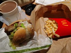 -麦当劳(军博店)