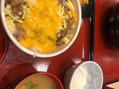 温泉蛋牛丼-食其家·牛丼咖喱(中山公园地铁站店)