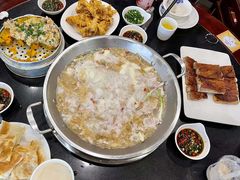 -老来福·非遗酸汤兔(凯旋路店)