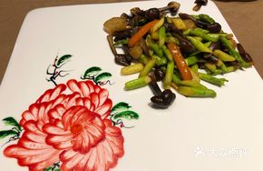 Chicken Mushroom and Scallop Sauté