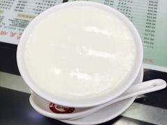 义顺牛奶公司(佐敦店)-义顺牛奶公司(庇利金街店)