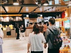 -麦当劳(中山公园龙之梦店)