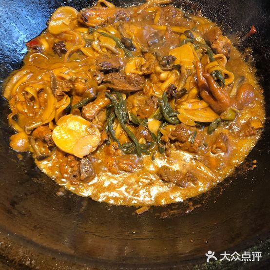 鑫农家柴火地锅鸡