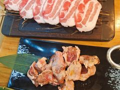 -合易泓烤肉·海肠捞饭(火车站店)