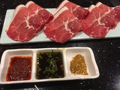 -猪啊牛呀羊啊铜盘烤肉(正大广场店)