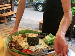 -简朴寨傣味餐厅