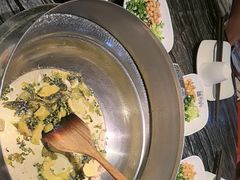 -老船舫·现做活鲜鱼馆(东郊记忆店)