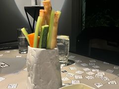 -穹六人间 people 6(岳阳路店)