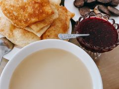 -努尔古丽奶茶