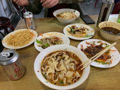 -正宗胖子抻面馆(岭东路店)