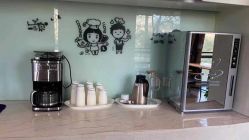 点击看大图 -THE QUEEN(北京店)