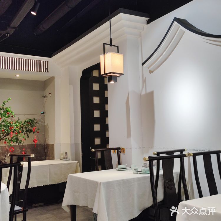 一份牛腩锅仔带给吃货们的快乐