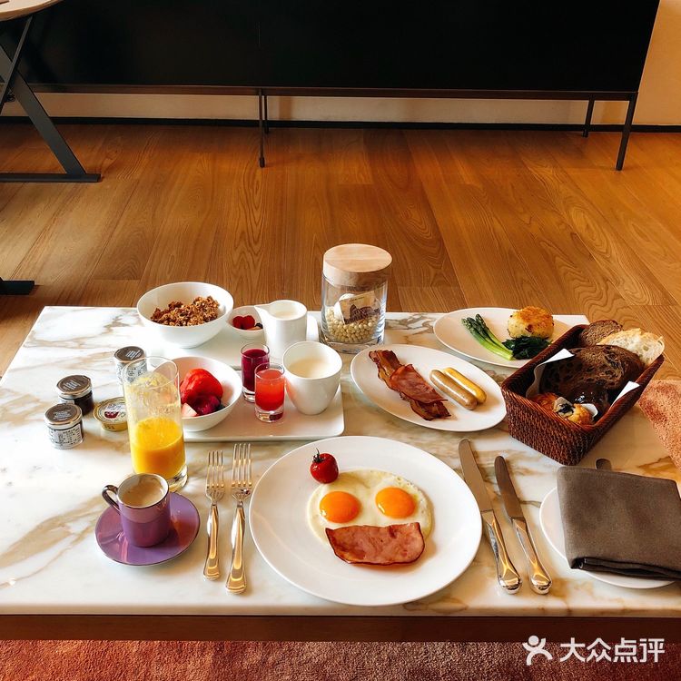 20家五星酒店的早餐一