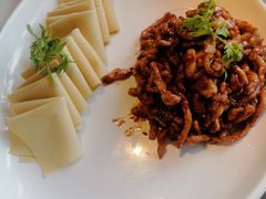 京酱鸡丝-京味斋·北京烤鸭(华威桥北工大店)