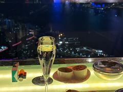 -OZONE 顶楼酒吧(香港丽思卡尔顿酒店)
