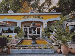 -火车头法国西餐厅