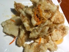 -老码头黑皮肘子锅包肉(赣水路店)