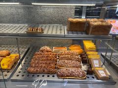-好利来(上海虹桥新天地Lab主题店)